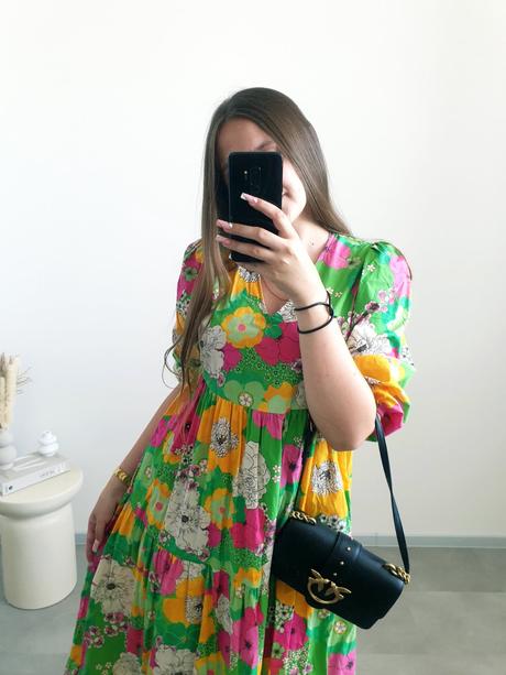 Kvetinové midi šaty m/l, reserved,m