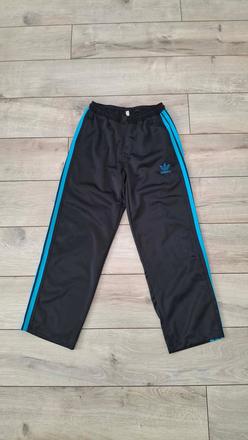 Adidas tepláky sedia na 140/146, adidas,140