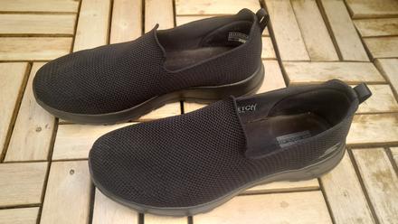 Čierne slip-on topánky skechers veľ. 40, skechers,40