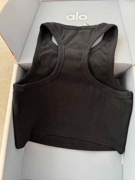 Damske tielko crop top alo yoga, m