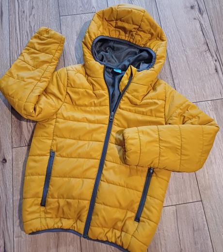 Chlapcenska vetrovka, 134