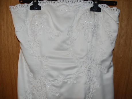 Spoločenské šaty, 38