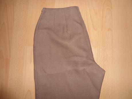 Bledohnede nohavice, xs