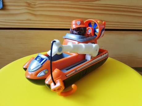 Postavicky s autickami paw patrol,