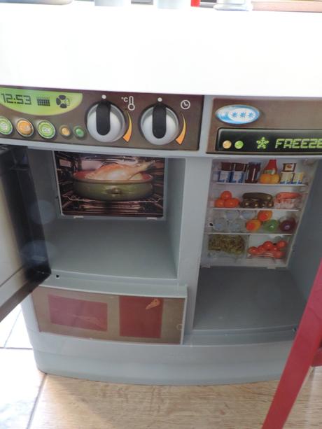 Kuchynka smoby + riady, 