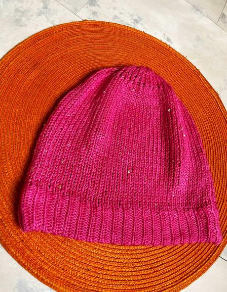 Čiapka beanie s flitrami seppälä,