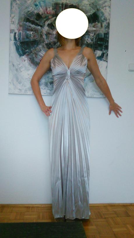 Spoločenské šaty, 38