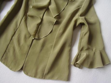 Blúzka s volánmi, m