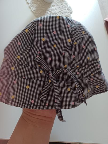 Klobúk, coccodrillo,48