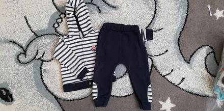 Mikina + tepláky, 86