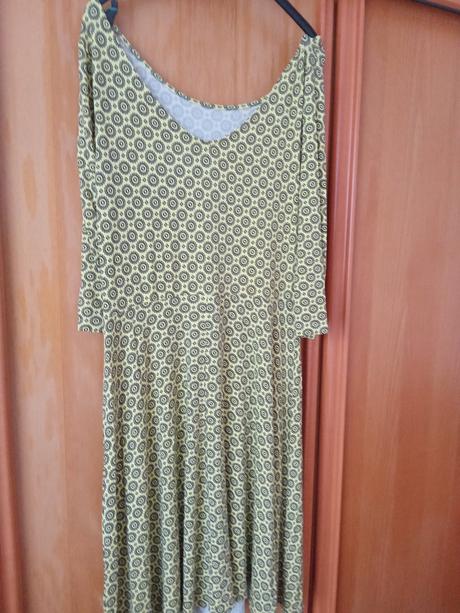 Super krásne šaty, m