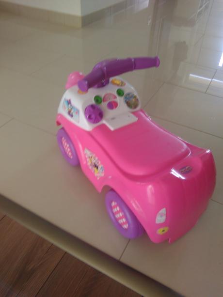 Disney minnie odrážadlo so zvukmy, 