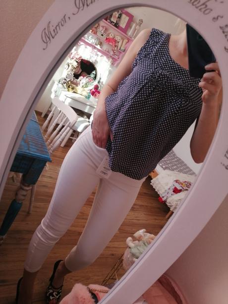 Jemne bodkovaná blúzka, s