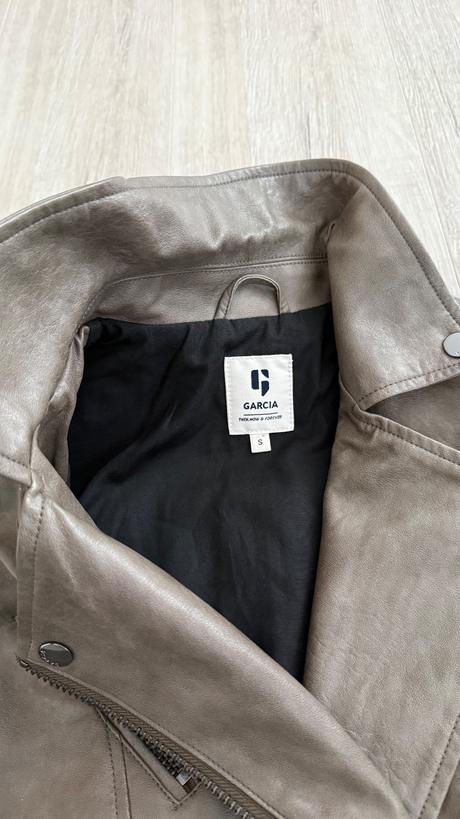 Kozenkova bunda s, s