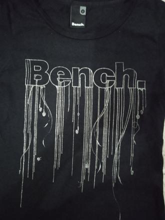 Tricko, bench,s