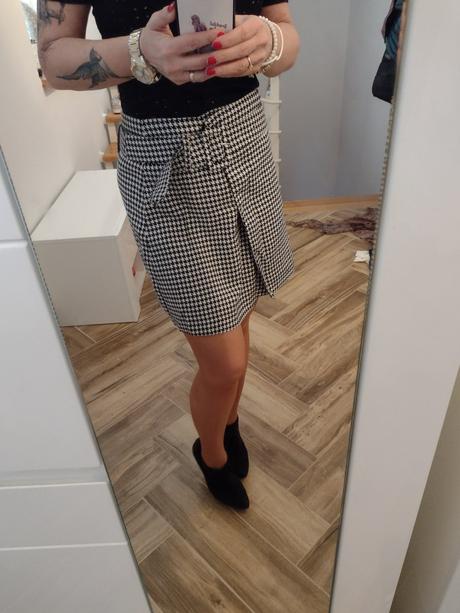 Sukňa elegantná, amisu,m