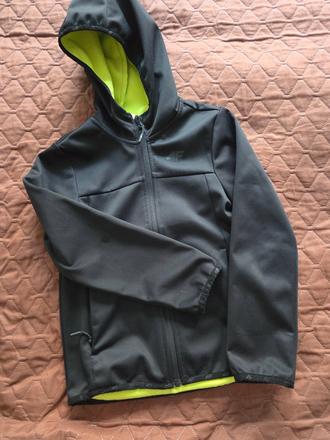 Softschellova bunda zn. 4f veľ. 134, 134