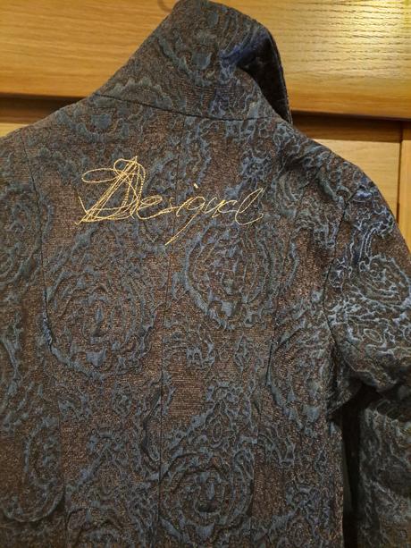 Kabátik, desigual,38