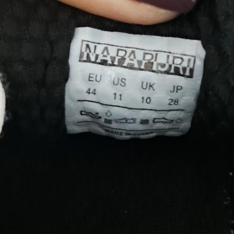 Botasky, napapijri,44