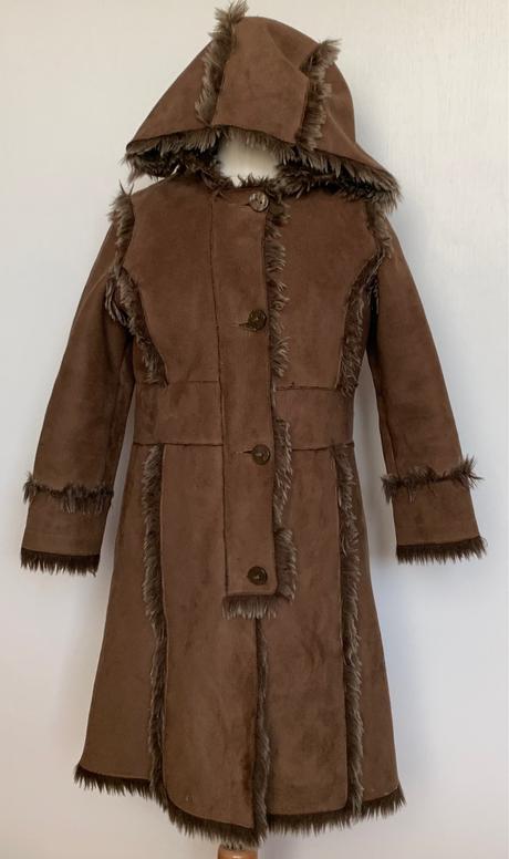 Dievčenský kožuch, 122