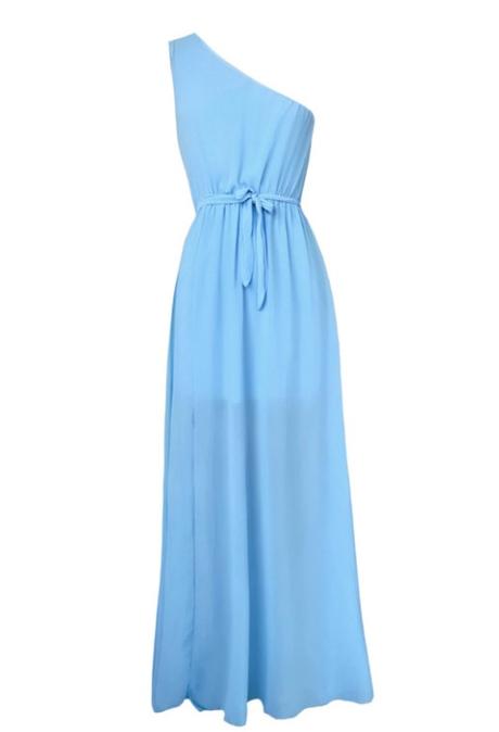 Svetlomodré šaty,