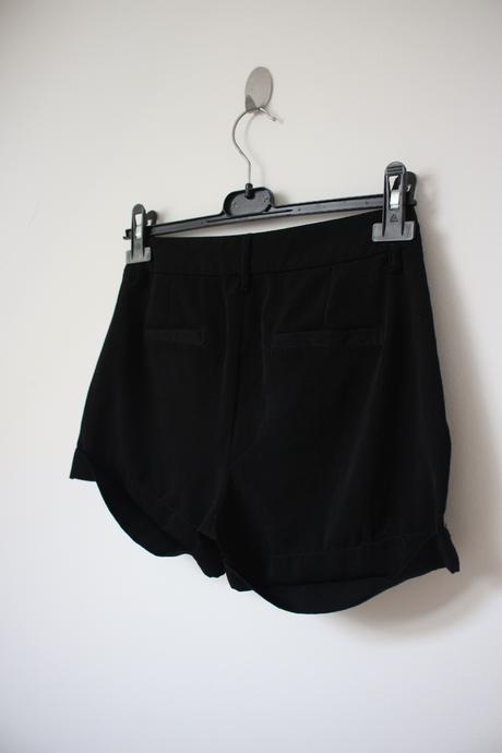 Čierne kraťasy, amisu,34