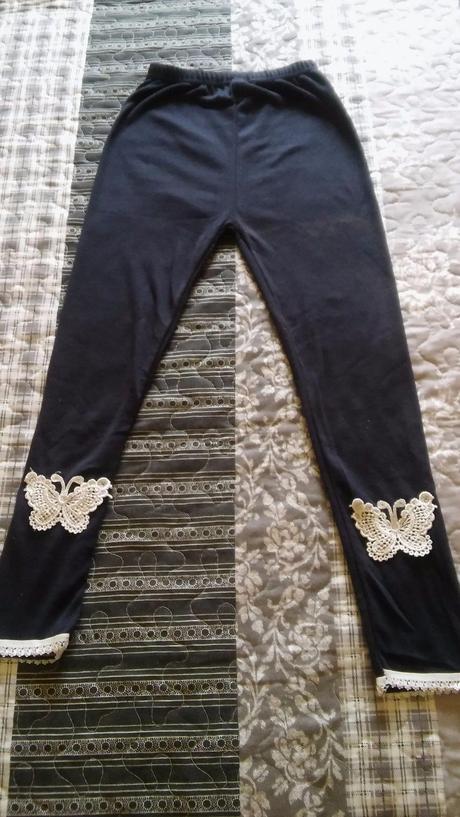 Legínky s motýlikom, 110