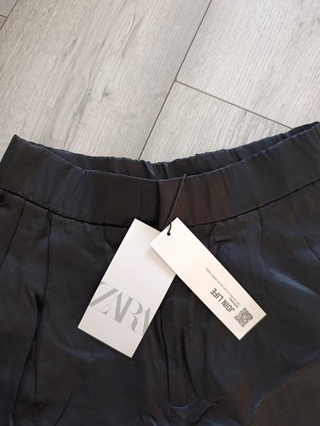 Saténové šortky, zara,s