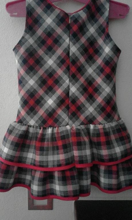 Kockované šatičky, 92