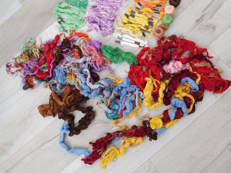 Nite farebné na ručné vyšívanie, 