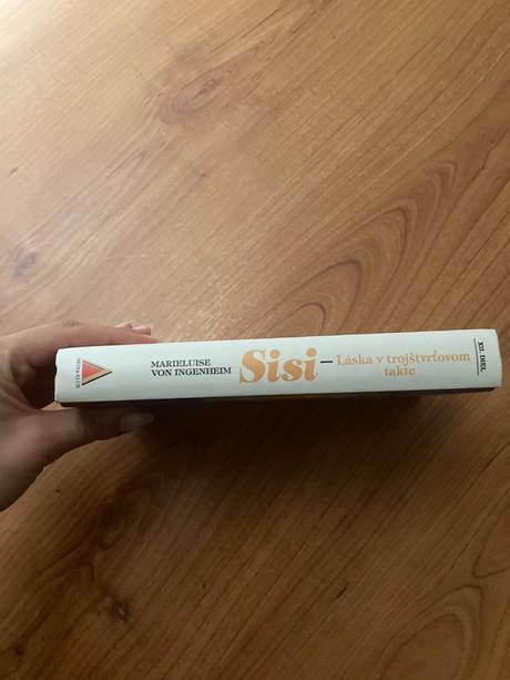 Kniha sisi - láska v 3/4 takte, 