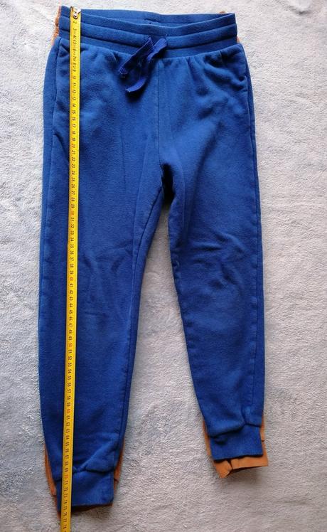 Dvoje tepláky, h&m,134