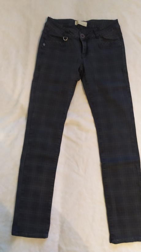 Tmavosede karovane rifle, s