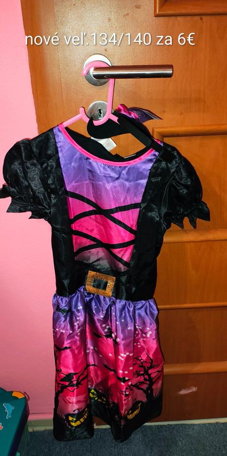 Karnevalové kostýmy veľ.134/140, 