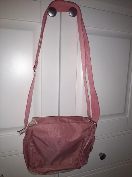 Kabelka kukumalu miška,