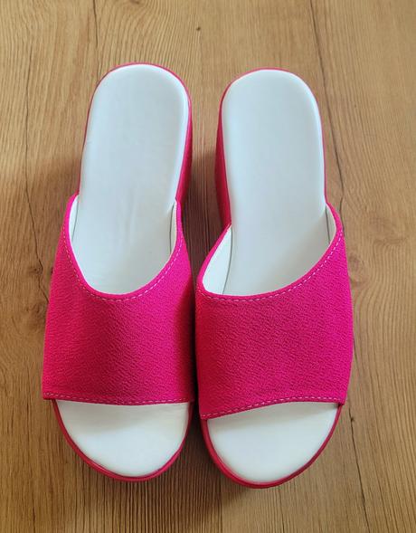 Šľapky na platforme, 36