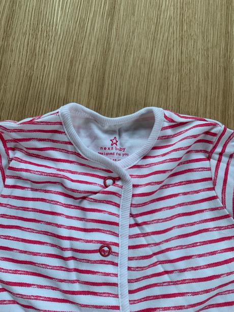 Next dupačky, next,68