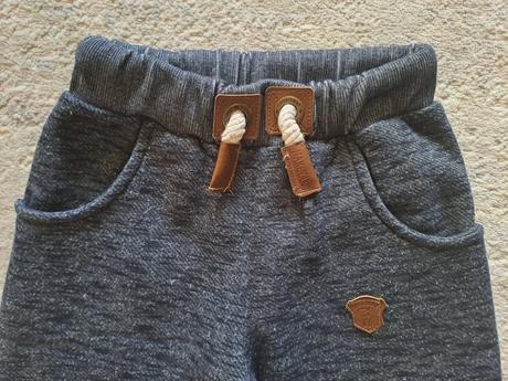 Naketano tepláky, 158