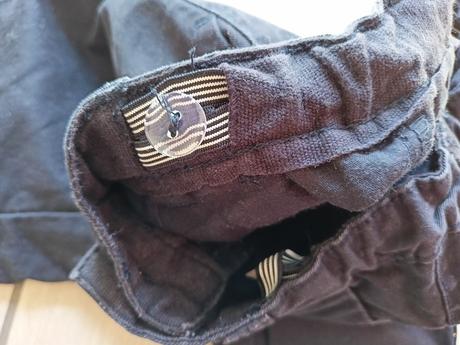 Nohavice, reserved,86