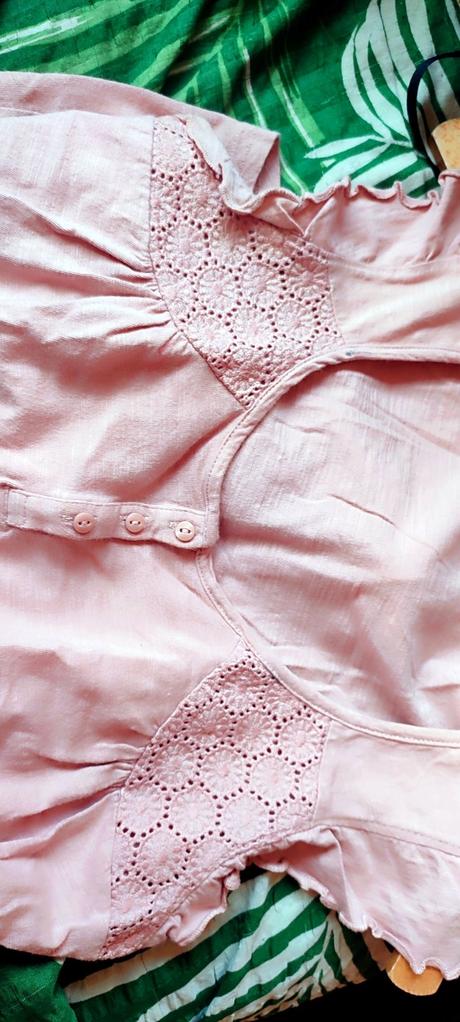 Romantické tričko, clockhouse,s