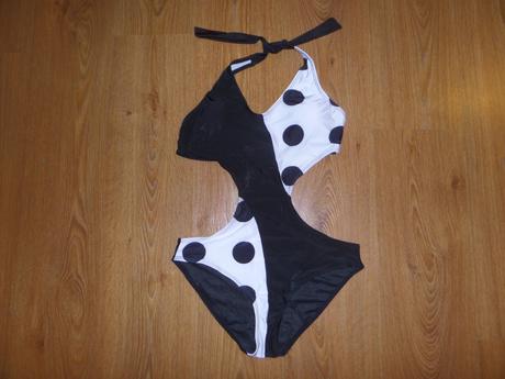 Bodkované plavky s košíkmi, m