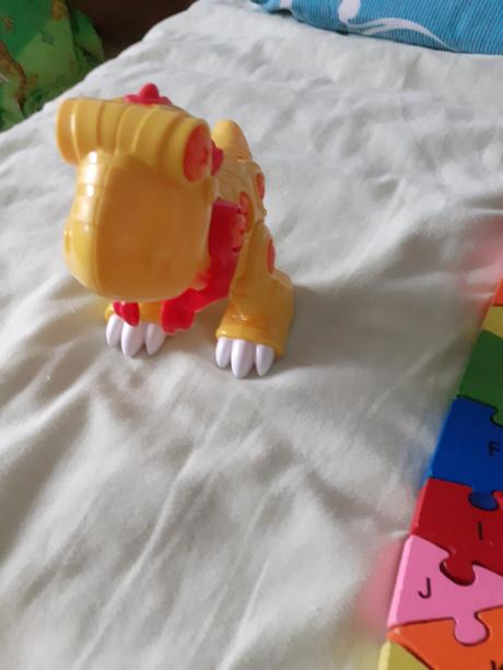 Dino na skrutkovanie, 