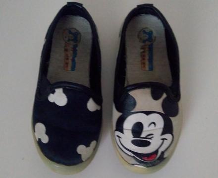Tenisky mickey mouse, 27
