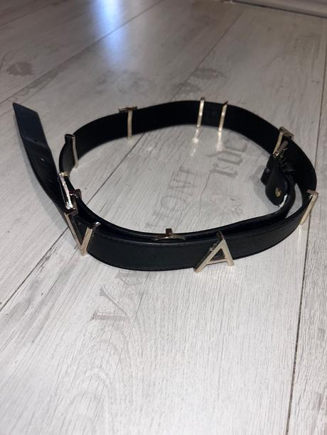 Valentino opasok, valentino