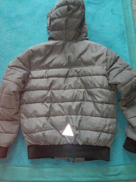 Zimná bunda s kapucňou, 158