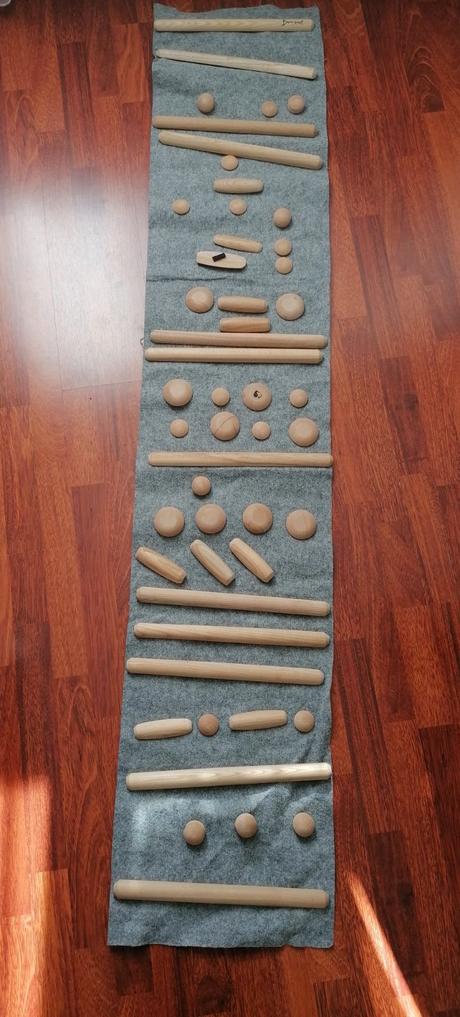 Senzomotorický koberček barewood, 