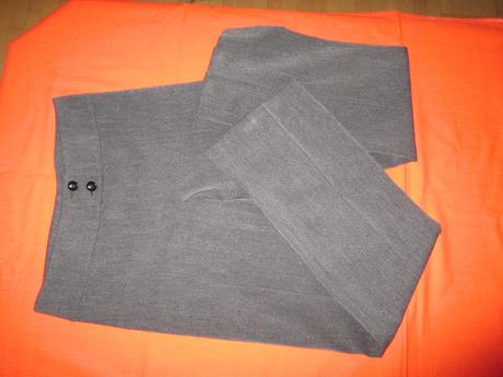 Damske nohavice site v salone, velkost  "s", s