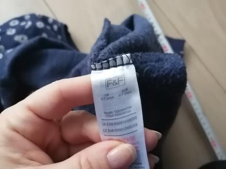 Teplejšie šaty s kvetmi margarétkami, f&f,122
