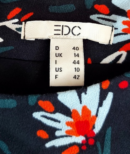 Kvetinové šaty edc, 40