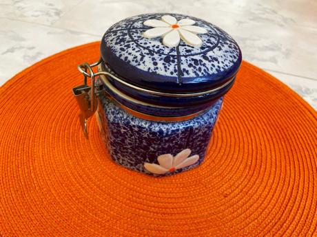 Porcelánové dózy - 2 ks, 